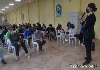 Social e Cyberbullismo: le lezioni dei carabinieri nelle scuole - Prima Vercelli