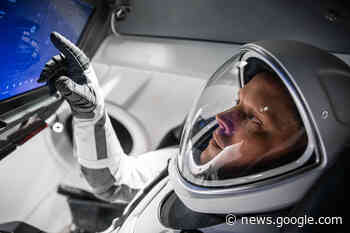 Pilot Bob Hines in Training for Crew-4 - NASA