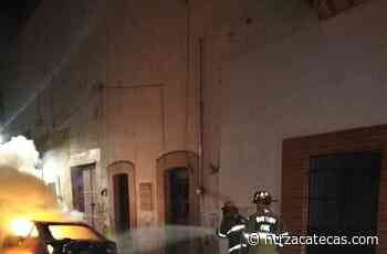 Durante la madrugada, se incendia automóvil en el centro de Fresnillo - NTR Zacatecas .com