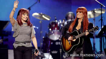 The Judds to reunite for CMT Music Awards performance