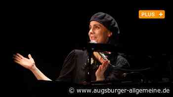 Gerne „Alte Schule“: Anna Depenbusch singt im Parktheater Göggingen