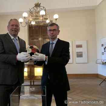 Mysteriöser Fund auf Polizeiwache in Essen: Historisches Objekt von 1974 - Radio Essen