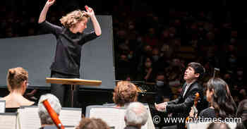 Review: Two Artists Arrive at the Philharmonic, Loudly
