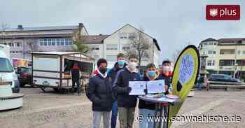 Schüler fordern Neubau eines Hallenbads in Trossingen und starten Unterschriftenaktion - Schwäbische