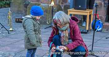 Evangelische Kirchengemeinde Merzig betete für Frieden in Ukraine. - Saarbrücker Zeitung