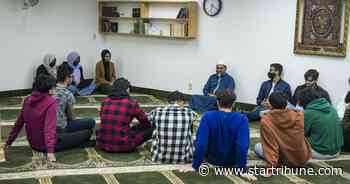 Muslim teens in Minnesota prepare for holy month with 'Ramadan rehearsal'