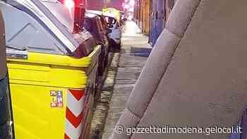 A Carpi protesta per la nuova raccolta rifiuti: «Servono più ritiri per vetro e plastica» - La Gazzetta di Modena