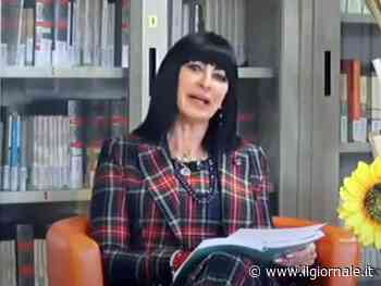 "Chat manipolate". Nuovo giallo sulla presunta "love story" tra preside e studente