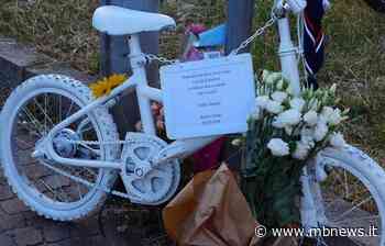 Monza, una panchina e una pedalata in ricordo del giovane Matteo Trenti - MBNews