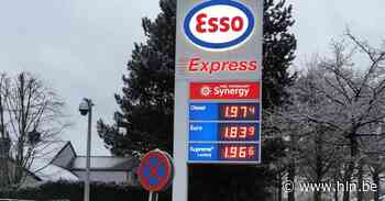 Vlaams Belang voert actie tegen hoge brandstofprijzen | Brasschaat | hln.be - Het Laatste Nieuws