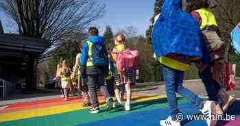 Gemeente Wellen krijgt een regenboogzebrapad | Wellen | hln.be - Het Laatste Nieuws