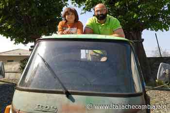 Genova-Cuneo a bordo di un'Ape: un papà e il suo bambino stanno per partire e cercano ospitalità - Italia che Cambia