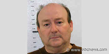 Mob hitman who killed 3 in the 1990s escapes from federal custody