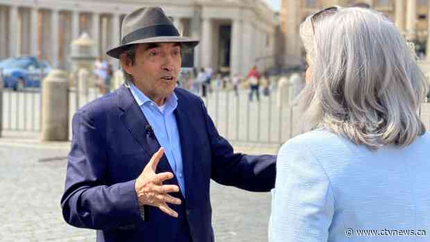 Indigenous delegate Phil Fontaine sought papal apology in 2009