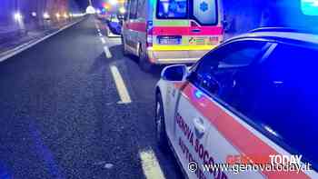 Incidente in autostrada: prima esce dalla galleria lo scooter e poi il conducente, rotolando - GenovaToday