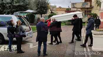Torre Annunziata. In centinaia per l'ultimo saluto a Marco Serrapica - Lo Strillone