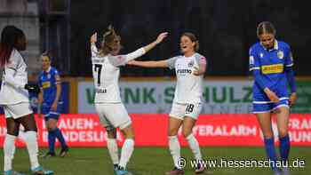 Pawollek feiert Comeback: Eintracht-Fußballerinnen siegen klar | hessenschau.de | Eintracht Frankfurt Frauen - hessenschau.de