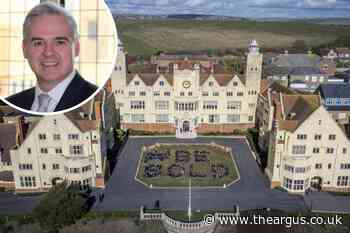 Roedean School headmaster Oliver Blond to step down after a decade - The Argus
