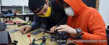 «Châtiment céleste» : en Ukraine, un collectif amateur bidouille des drones sur mesure