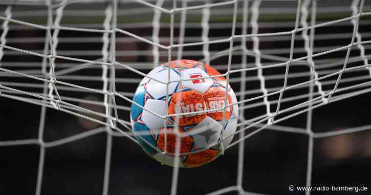 Rostocker Polizei entfernt Schweinsköpfe vor St.-Pauli-Spiel