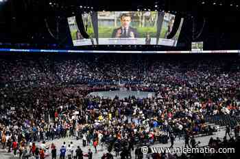 Au meeting d'Emmanuel Macron à Paris: "Rien n'est joué... enfin, si!"