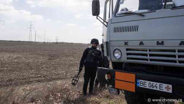 Mines in wake of Russian retreat keep Kyiv unsafe, Zelenskyy says