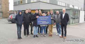 Leerlingen verkopen lekkers voor Oekraïense oorlogsvluchtelingen | Veurne | hln.be - Het Laatste Nieuws