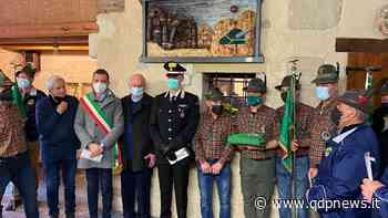 Regalo speciale al Gruppo alpini di Soligo da Laives: donata un'opera d'arte realizzata con schegge e reticolati della Grande Guerra - Qdpnews.it - notizie online dell'Alta Marca Trevigiana
