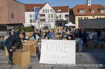 Sammelaktionen in Gerlingen und Leonberg: Spendenmenge überfordert die Helfer - Leonberger Kreiszeitung - Leonberger Kreiszeitung