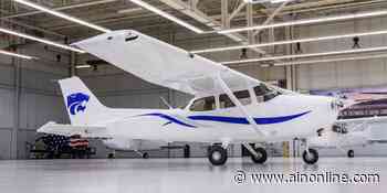 Textron Aviation Begins Deliveries of 10 Skyhawk Order - Aviation International News