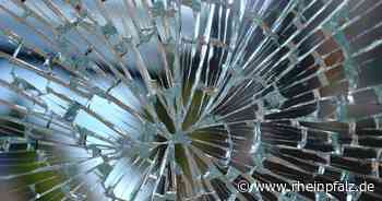 Zerstörungswut an Haltestelle: Über 40 Scheiben zertrümmert - Rheinpfalz.de