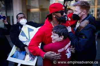 Amazon workers in NYC vote to unionize in historic labor win - Virden Empire Advance