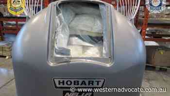 Freight worker charged over meth import - Western Advocate