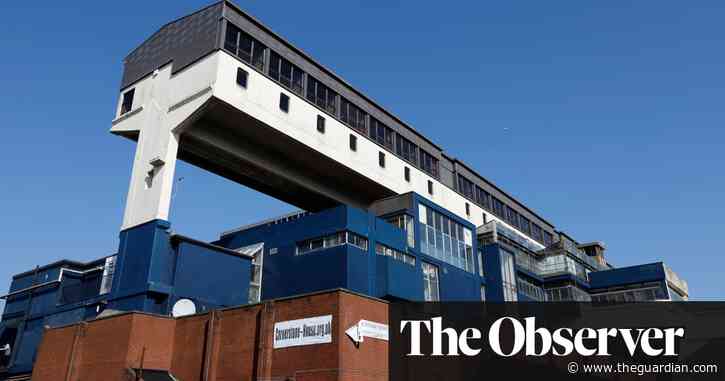 Rip it up and start again? The great Cumbernauld town centre debate