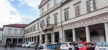 Vercelli, la giunta licenzia il bilancio: tasse bloccate e quasi 14 milioni su welfare e sociale - La Stampa