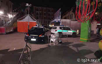 Galliate, 15enne morta sbalzata da giostra: 5 avvisi di garanzia - Sky Tg24