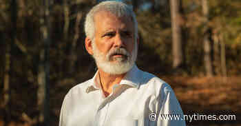 Robert Malone Spreads Falsehoods About Vaccines. He Also Says He Invented Some.