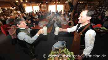 Bockbieranstich wird zum Fest der Dorfgemeinschaft in Attenhofen