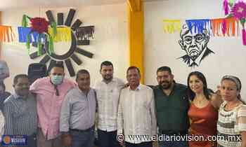 Francisco Huacus se reunió con fundadores del PRD Apatzingan - El Diario Visión