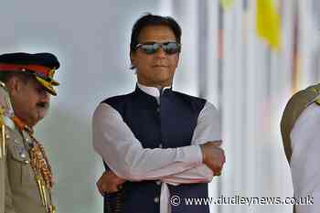 Pakistan's PM sidesteps no-confidence challenge and seeks fresh elections - Dudley News