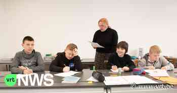 Oekraïense kinderen in Oudenaarde krijgen deeltijds les in eigen taal - VRT NWS