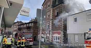 Coburg: Schwer verletzte Frau aus brennendem Haus gerettet - Zustand nach Reanimation kritisch - inFranken.de