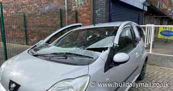 Live updates as emergency services descend to Holderness Road crash - Hull Live