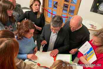 Infoveranstaltung in Reichenbach unterbreitet Flüchtenden konkrete Arbeitsangebote - freiepresse.de