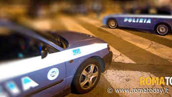 I poliziotti che si fingono operatori Ama per arrestare un pusher