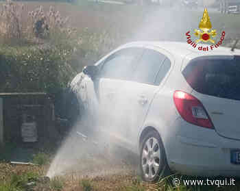 INCIDENTE A CARPI: SCONTRO TRA DUE AUTO. NELL'IMPATTO URTATA CONDOTTA GAS - Tvqui