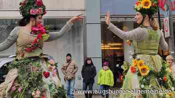 Verkaufsoffener Sonntag lockt viele Familien in die Ulmer Innenstadt