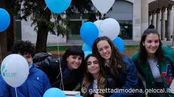 Modena. Gioia, musica e danza in piazza «Basta con gli stereotipi negativi» - La Gazzetta di Modena