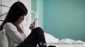 Modena. Minaccia la sua ex: «Se fai nascere il bimbo pubblico su Telegram i nostri video intimi» - La Gazzetta di Modena