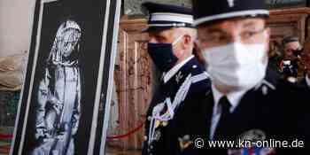 In Paris gestohlene Banksy-Tür: acht Verdächtige vor Gericht